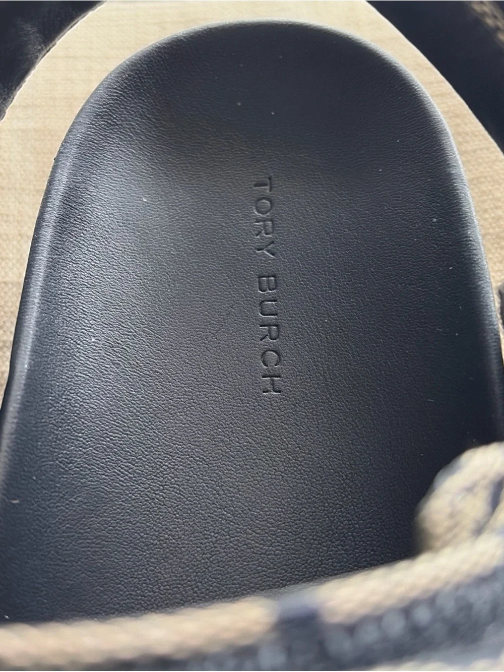 Tory Burch tory burch
